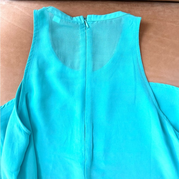 A’GACI Sleeveless Top Blouse with Rhinestone and Silver Embellishments - Picture 5 of 7